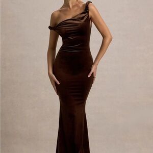 NWT Club London NEEKA Brown Velvet Twisted Asymmetric Maxi Dress